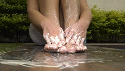 Ashley Dark Foot Worship: Ansehen auf EroticOnly.DE